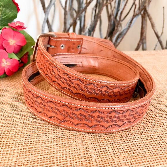 Men’s Tooled Western Leather Belt With Hidden Zipper Pocket Size 40 - Picture 3 of 8